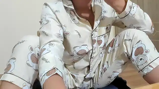 Snapshot of Beauty_Asian_Tina chatting on 5, 2, 2025 Beauty Asian Tina online show from 5, 2, 2025
