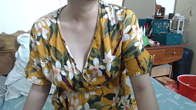 Snapshot of Beauty_Asian_Tina chatting on 12, 10, 2025 Beauty Asian Tina online show from 12, 10, 2025