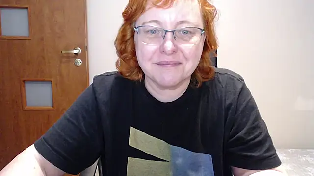 Snapshot of JoannaAndNeighbour chatting on 16, 1, 2025 JoannaAndNeighbour online show from 16, 1, 2025