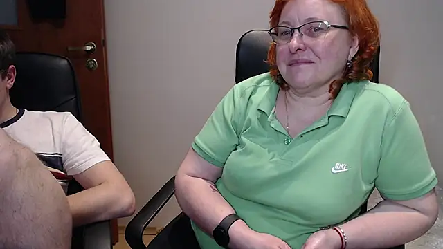 Snapshot of JoannaAndNeighbour chatting on 26, 1, 2025 JoannaAndNeighbour online show from 26, 1, 2025