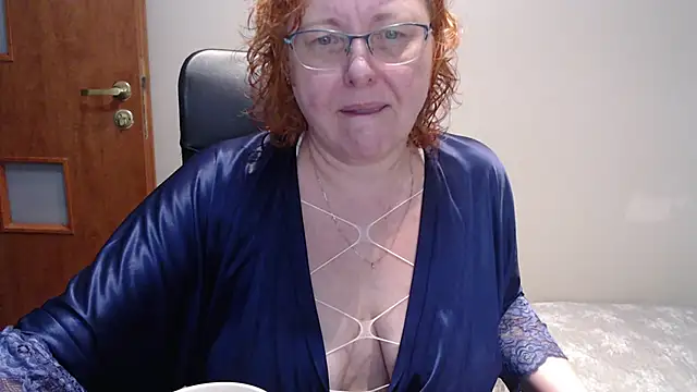 Snapshot of JoannaAndNeighbour chatting on 3, 2, 2025 JoannaAndNeighbour online show from 3, 2, 2025