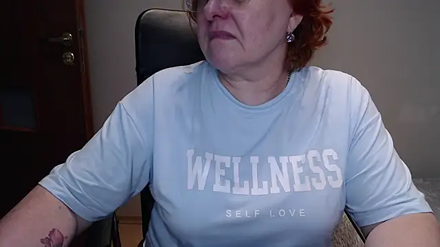 Snapshot of JoannaAndNeighbour chatting on 20, 2, 2025 JoannaAndNeighbour online show from 20, 2, 2025