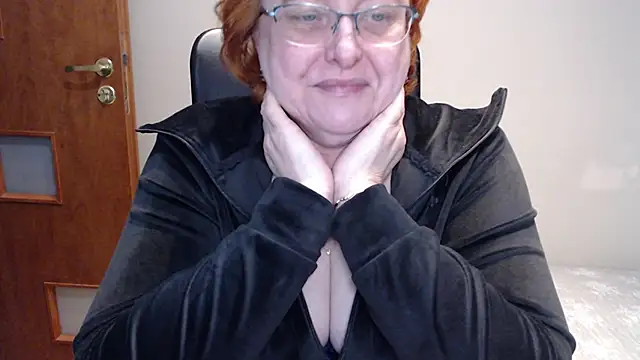 Snapshot of JoannaAndNeighbour chatting on 24, 2, 2025 JoannaAndNeighbour online show from 24, 2, 2025