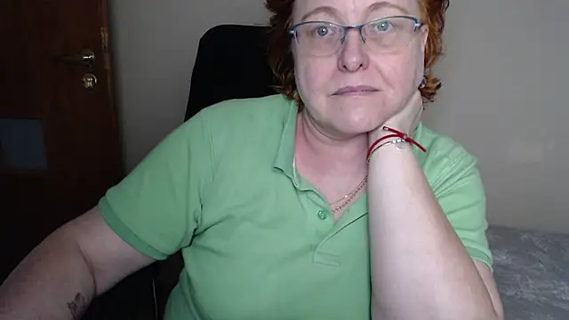 Snapshot of JoannaAndNeighbour chatting on 26, 2, 2025 JoannaAndNeighbour online show from 26, 2, 2025