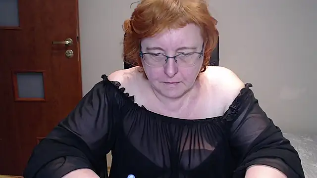 Snapshot of JoannaAndNeighbour chatting on 21, 3, 2025 JoannaAndNeighbour online show from 21, 3, 2025