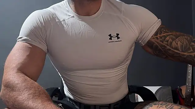 Snapshot of Mr_YourGod chatting on 25, 10, 2025 Mr YourGod online show from 25, 10, 2025