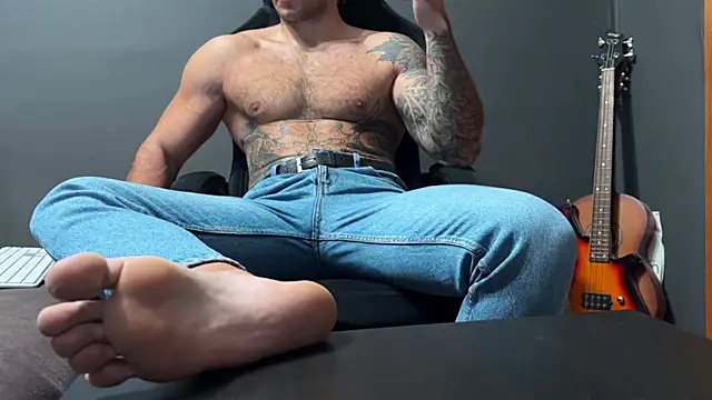 Snapshot of Mr_YourGod chatting on 2, 11, 2025 Mr YourGod online show from 2, 11, 2025