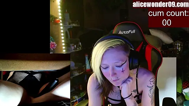 Snapshot of alicewonder09 chatting on 29, 1, 2025 alicewonder09 online show from 29, 1, 2025
