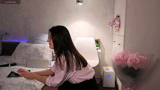 Snapshot of Alexperchik chatting on 19, 10, 2025 Alexperchik online show from 19, 10, 2025