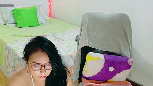 hottplay online show from 12, 3, 2026