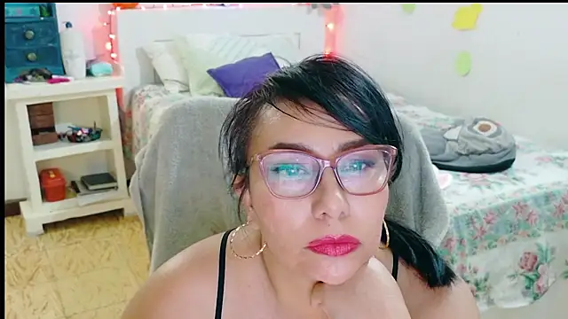 hottplay online show from 28, 3, 2026