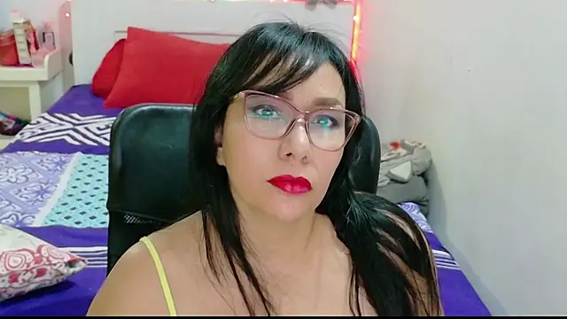 hottplay online show from 17, 5, 2026