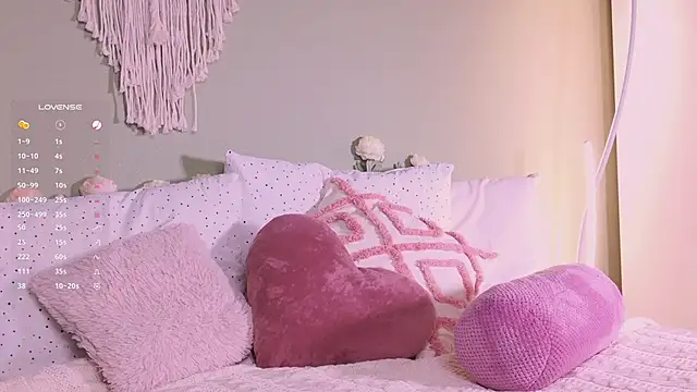 Rinas secret online show from 15, 10, 2025