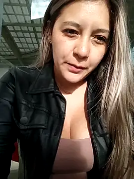 Snapshot of alana_69 chatting on 20, 4, 2026 alana 69 online show from 20, 4, 2026