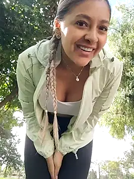 Snapshot of alana_69 chatting on 24, 4, 2026 alana 69 online show from 24, 4, 2026