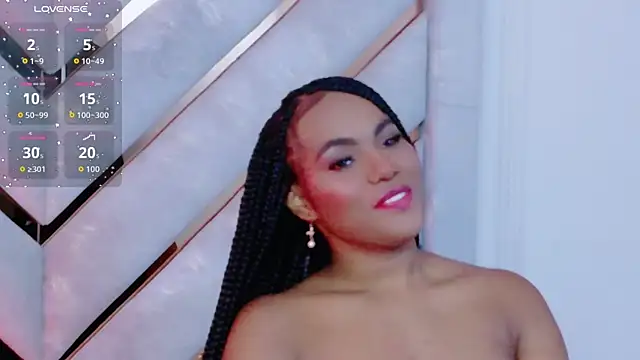 Snapshot of Sara_Boom chatting on 18, 6, 2026 Sara Boom online show from 18, 6, 2026