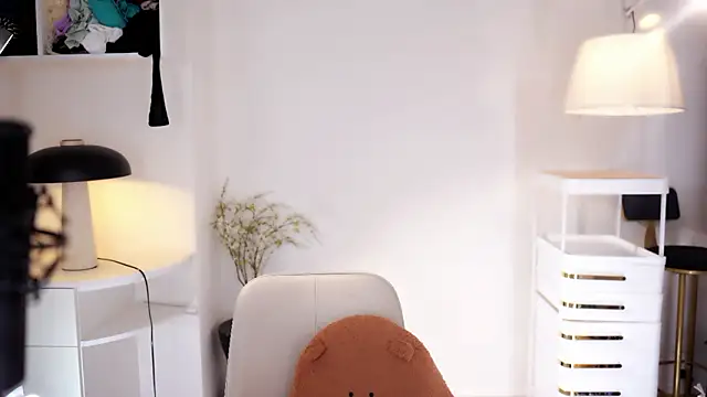 Ocean--Lili online show from 2, 3, 2026