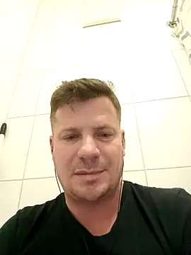 Ujlaki online show from 3, 2, 2026