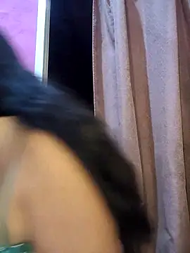 Snapshot of ZaraHoney chatting on 7, 2, 2025 ZaraHoney online show from 7, 2, 2025