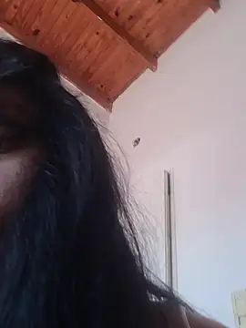 Snapshot of ZaraHoney chatting on 18, 10, 2025 ZaraHoney online show from 18, 10, 2025