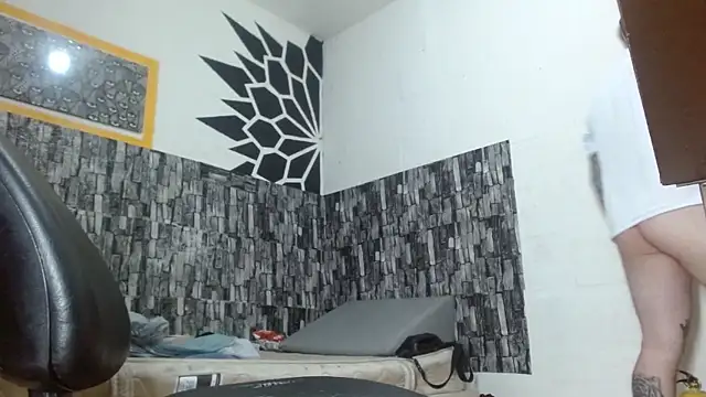 stripnolimits online show from 23, 2, 2026