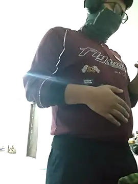 thebrownboi01 online show from 22, 3, 2026