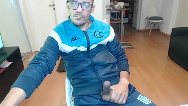 guachin hunk online show from 14, 6, 2026