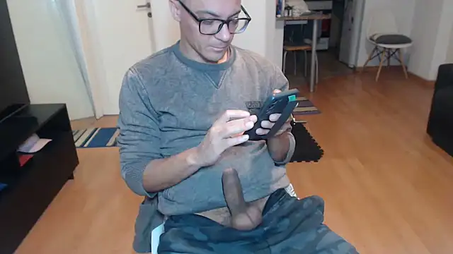 guachin hunk online show from 25, 6, 2026