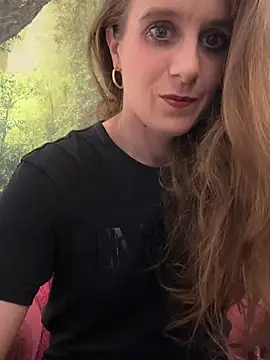 LadyChantale online show from 8, 1, 2025