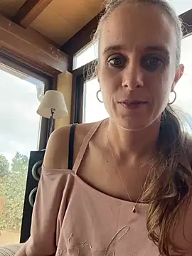 LadyChantale online show from 13, 1, 2025
