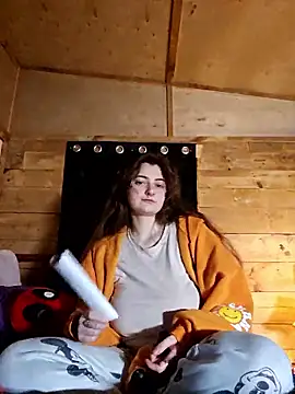 Snowbunnycake 131 online show from 3, 12, 2024