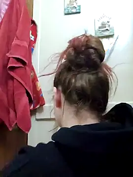 Snowbunnycake 131 online show from 20, 1, 2025