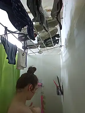 Snowbunnycake 131 online show from 7, 10, 2025