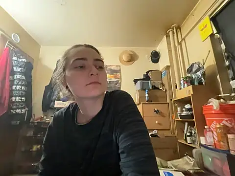 Snowbunnycake 131 online show from 13, 5, 2026