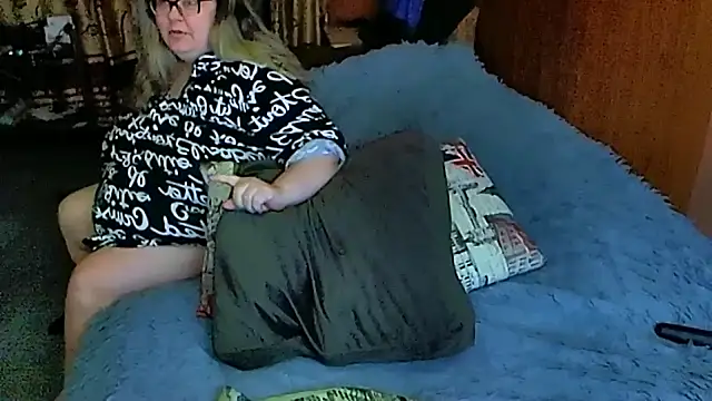 Snapshot of sex2 chatting on 18, 3, 2025 sex2 online show from 18, 3, 2025
