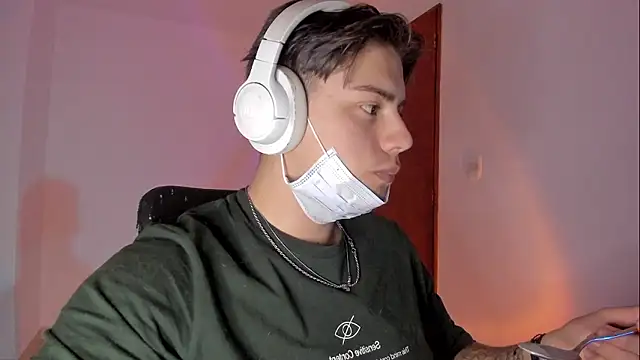 Giordano Russo online show from 8, 1, 2026