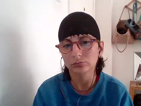 Snapshot of Ariana1995rs chatting on 21, 10, 2025 Ariana1995rs online show from 21, 10, 2025