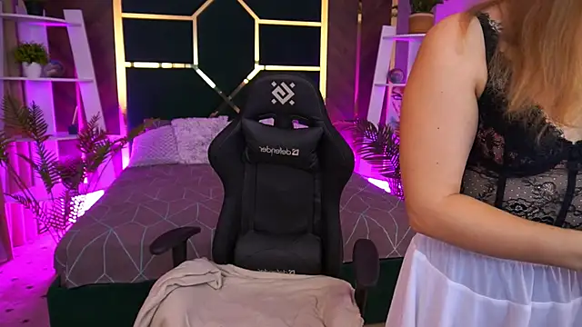 CassandraGood online show from 23, 9, 2025