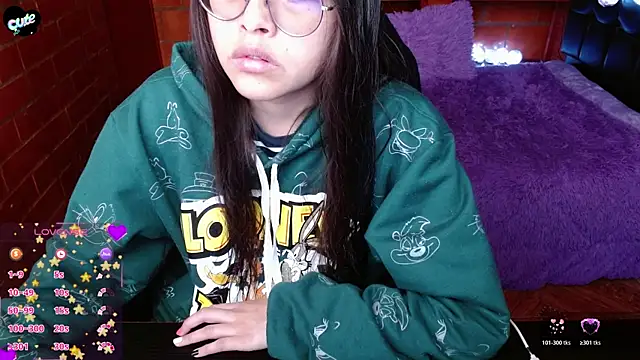 MidoriQuiinn online show from 13, 5, 2026