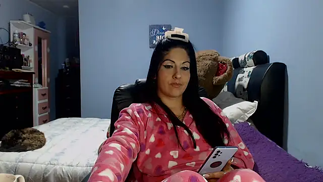 Snapshot of sahtlove1 chatting on 25, 6, 2026 sahtlove1 online show from 25, 6, 2026