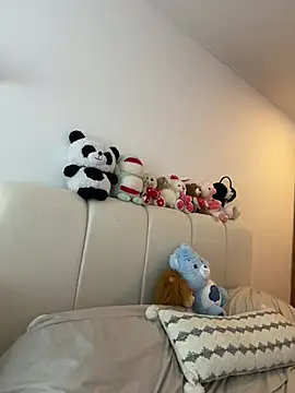 Snapshot of oriana_zoeee chatting on 15, 2, 2026 oriana zoeee online show from 15, 2, 2026