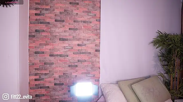 Lucy fit online show from 21, 3, 2025