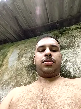 Snapshot of vishnuvinod_india chatting on 8, 9, 2025 vishnuvinod india online show from 8, 9, 2025