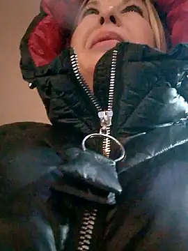 Snapshot of Arina_smiles chatting on 21, 2, 2025 Arina smiles online show from 21, 2, 2025