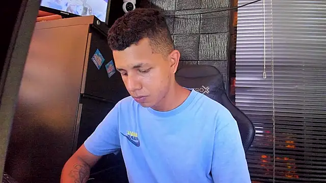 boy bigcock24cm online show from 24, 5, 2026
