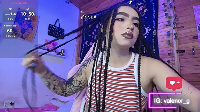 Snapshot of valenor_ chatting on 24, 11, 2025 valenor online show from 24, 11, 2025