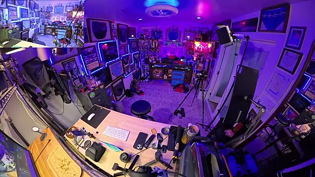 Briefs bud online show from 15, 7, 2026