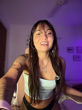 Snapshot of LunaXuan chatting on 8, 3, 2026 LunaXuan online show from 8, 3, 2026