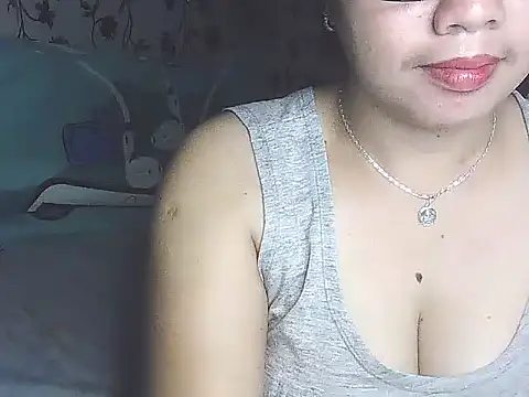 Snapshot of lovely_samxxx24 chatting on 12, 1, 2025 lovely samxxx24 online show from 12, 1, 2025