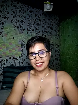 Snapshot of lovely_samxxx24 chatting on 19, 2, 2025 lovely samxxx24 online show from 19, 2, 2025